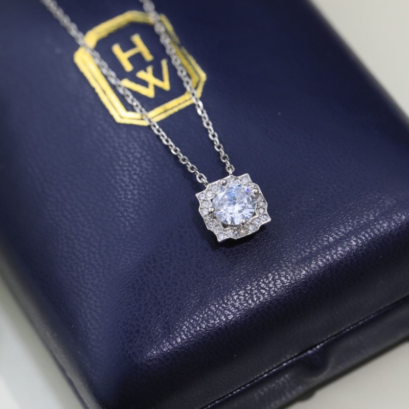 HARRY WINSTON